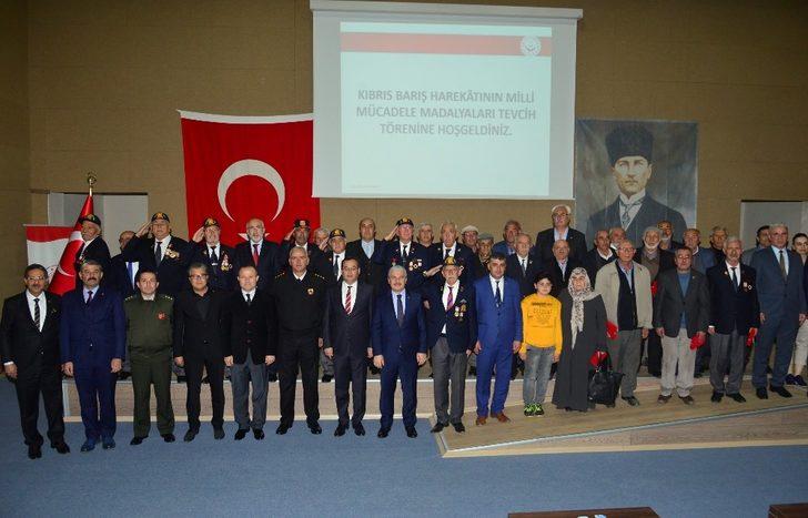 Muharip Gazilere "Milli Mücadele" madalyası verildi G3