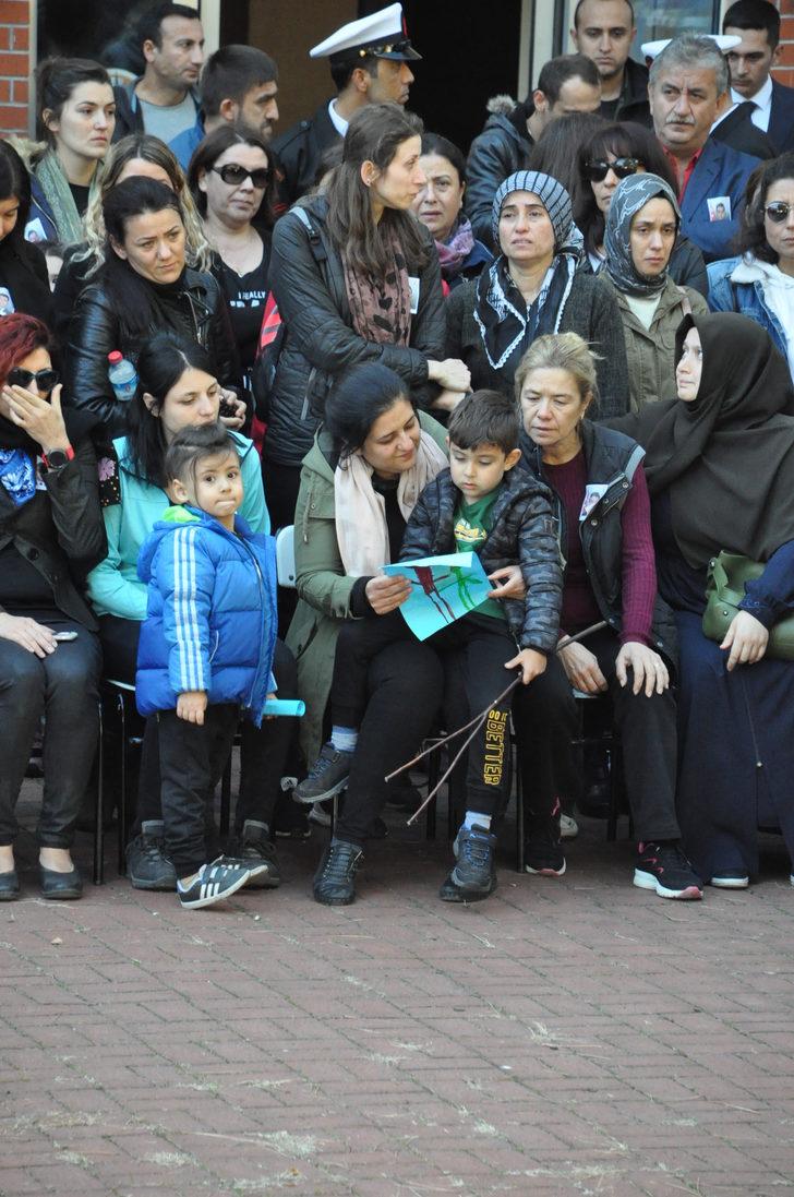 Şehit Karataş'ın oğlunun verdiği asker selamı yürekleri dağladı!  G1