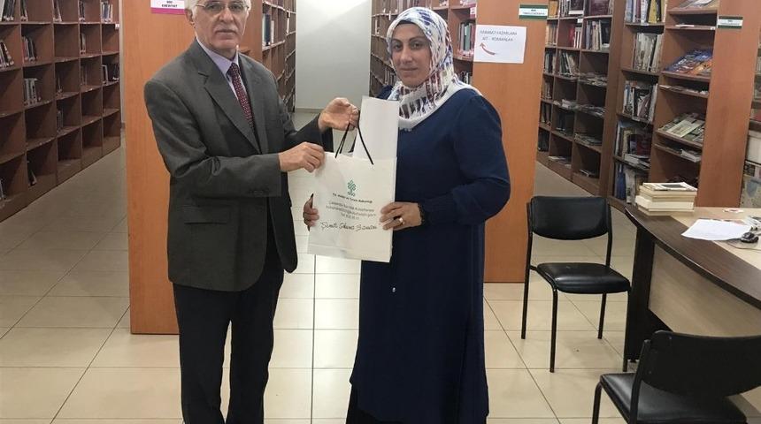 &Ccedil;arşamba K&uuml;t&uuml;phanesinin 10 bin &uuml;ye sevinci