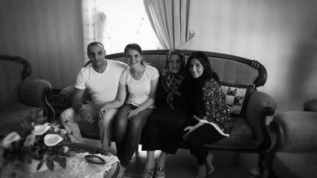 İzlandalı çifte evlatlık verilen ikizler, 30 yıl sonra gerçek ailesiyle buluştu