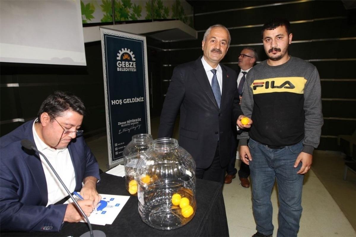 Yenikent semt pazarında kuralar &ccedil;ekildi