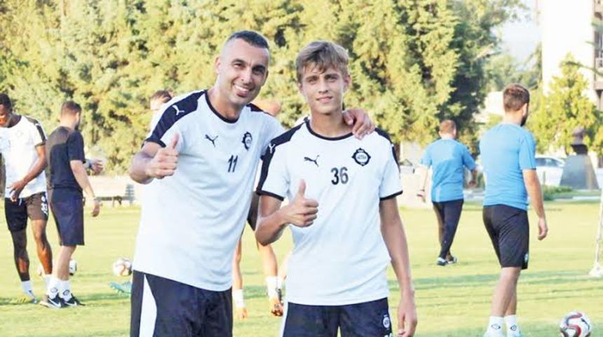 Resmi a&ccedil;ıklama! 'G.Saray'dan teklif aldık'