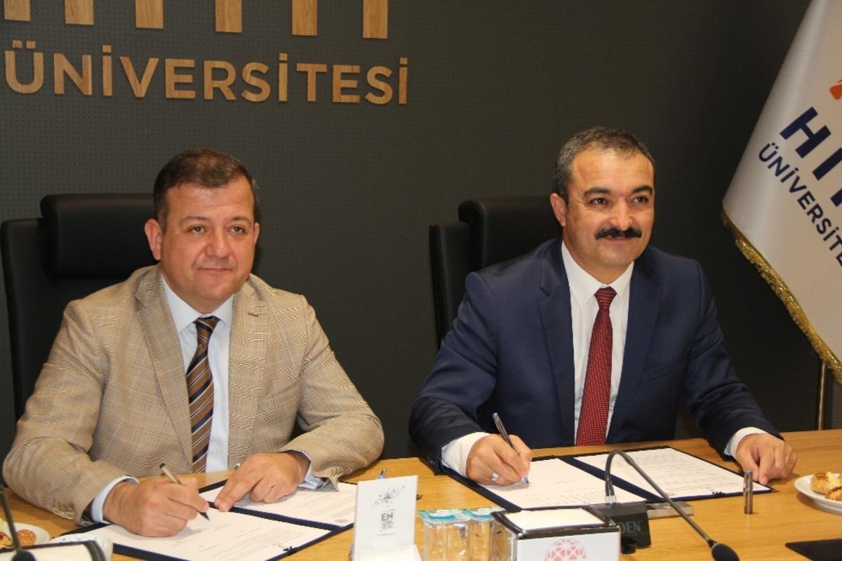 Teknik personellere Hitit&rsquo;ten eğitim desteği