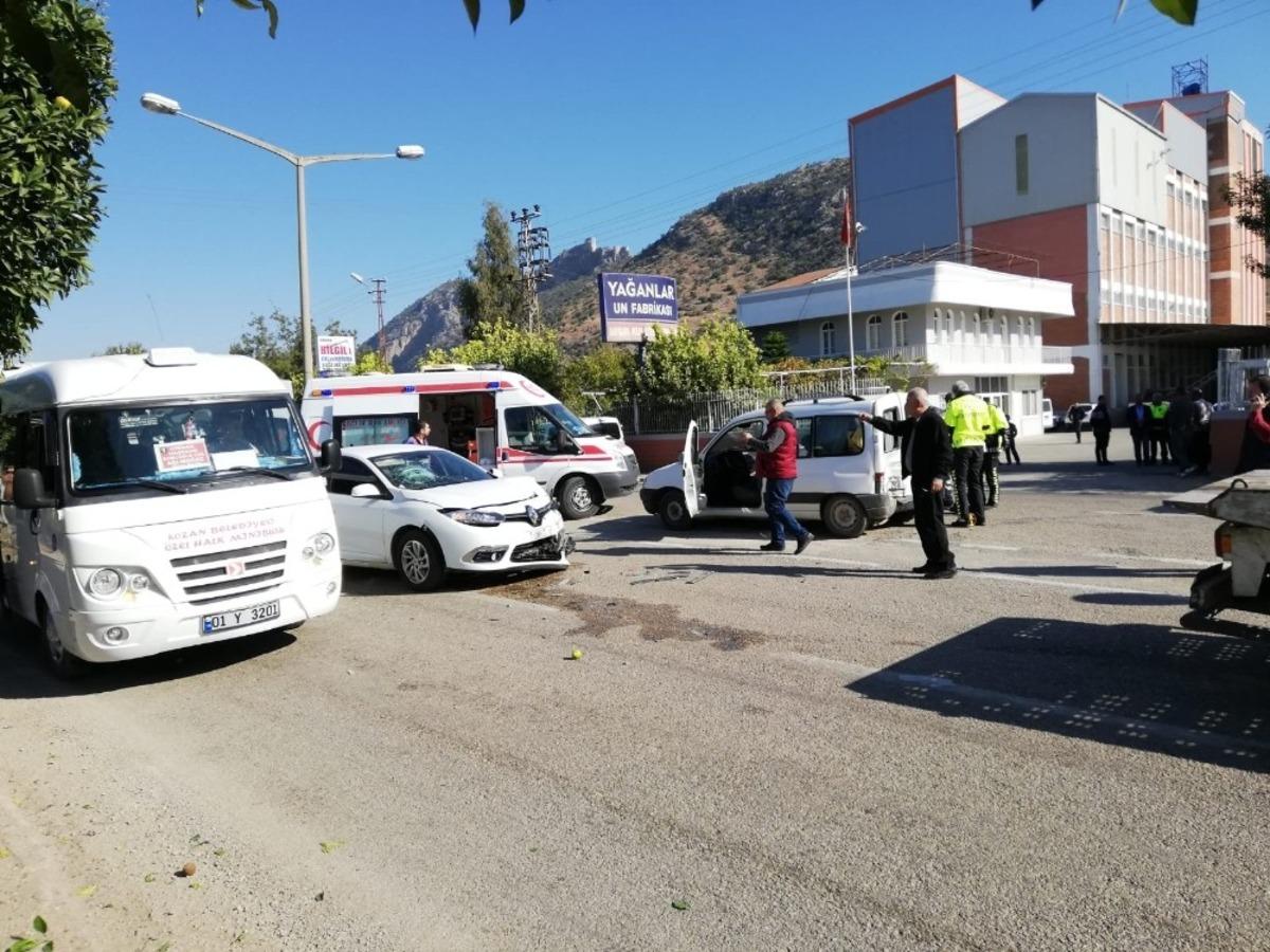 Adana&rsquo;da trafik kazası: 3 yaralı