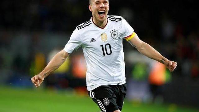 Lukas Podolski Gornik Zabrze'ye tranfser olup kebap dükkanı açacak