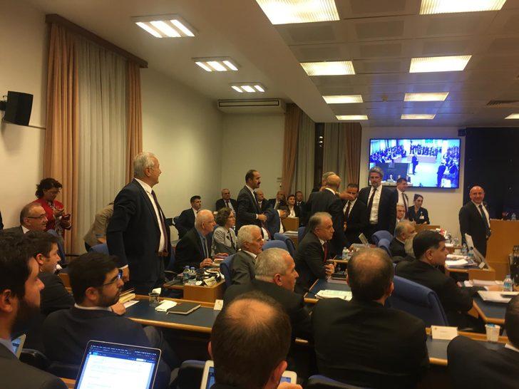 TBMM Bütçe Komisyonunda Süleyman Soylu ve  SP'li Cihangir İslam tartıştı G3