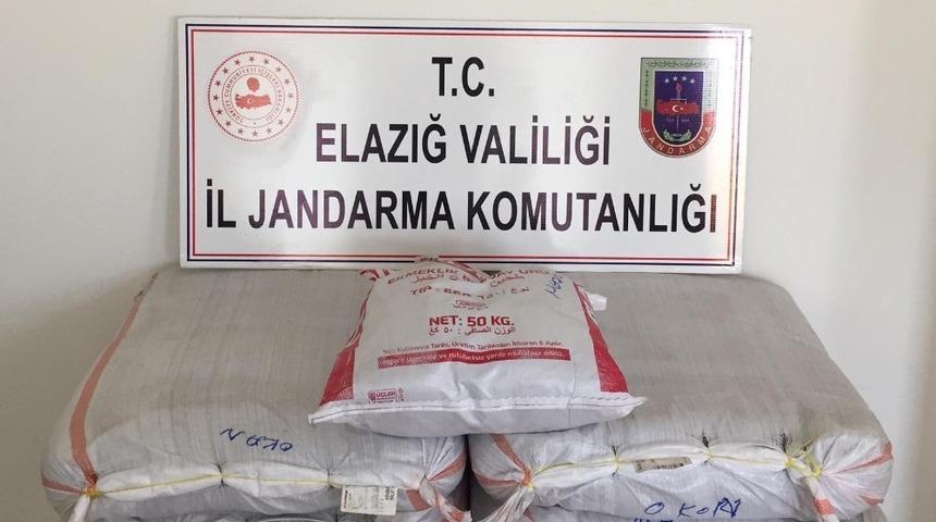 Elazığ&rsquo;da 171 kilogram ka&ccedil;ak t&uuml;t&uuml;n ele ge&ccedil;irildi