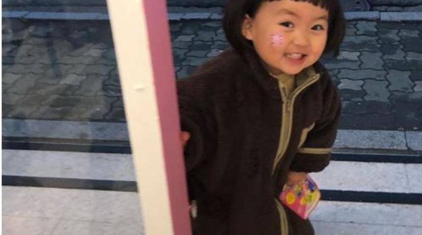 Mimikleriyle gönüllere taht kuran minik fenomen!