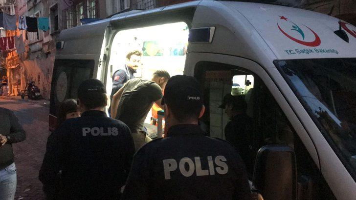 Beyoğlu'nu karıştıran taciz iddiası!  Mahalleli öldüresiye dövdü G5