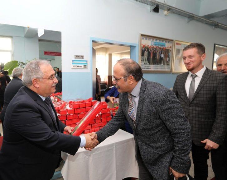 Vali Nayir öğretmenlerle bir araya geldi G2