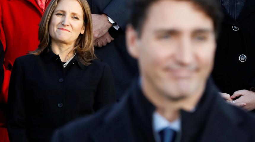 Kanada Başbakanı Trudeau yeni kabineyi a&ccedil;ıkladı