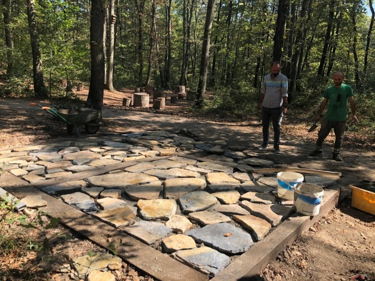 Avrupa&rsquo;nın en b&uuml;y&uuml;k doğal yaşam parkı kışa hazırlanıyor