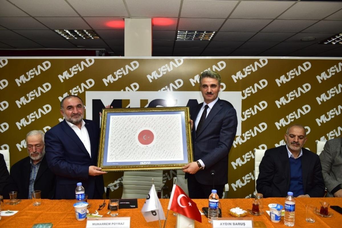 M&Uuml;SİAD Dost Meclisinin konuğu Vali Baruş oldu