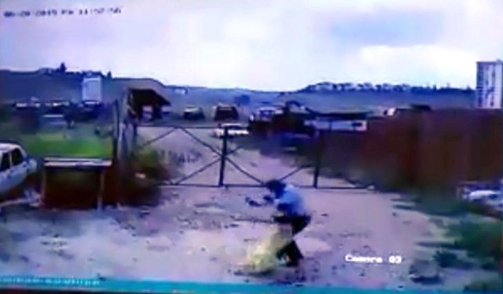 Köpeğin saldırdığı bekçiyi, başka bir köpek kurtardı G2