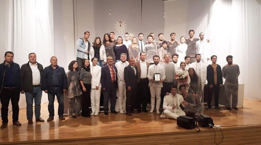 &Ouml;ğretmenlere &ouml;zel tiyatro g&ouml;sterisi