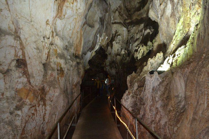 Bursa'daki Oylat Mağarası turistlerin uğrak noktası oldu G5