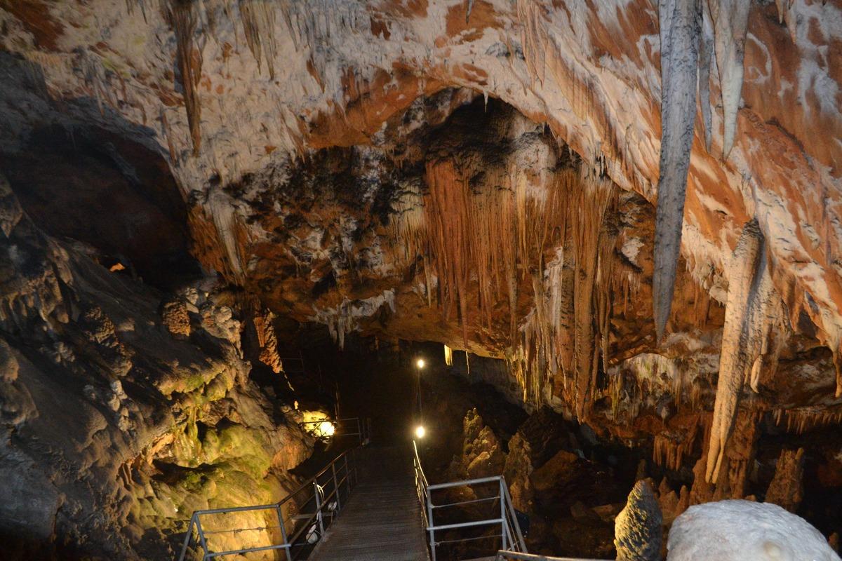 Bursa'daki Oylat Mağarası turistlerin uğrak noktası oldu