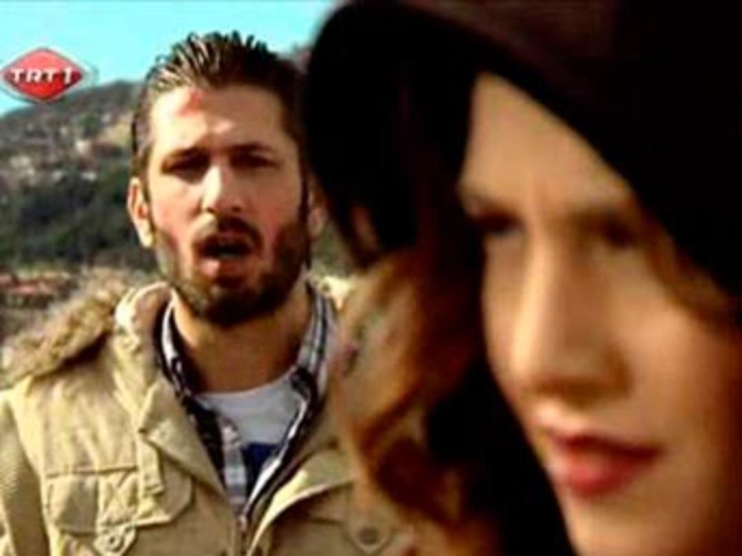 Ushan &Ccedil;akır diziden kovuldu