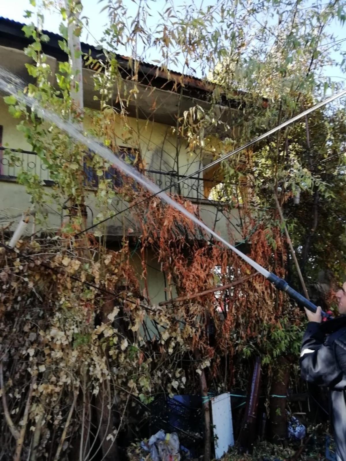 Van&rsquo;da &ccedil;atı yangını