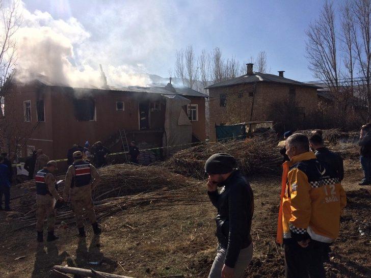 Bayburt’ta yangın faciası! 2 çocuk ve engelli hala hayatını kaybetti G2