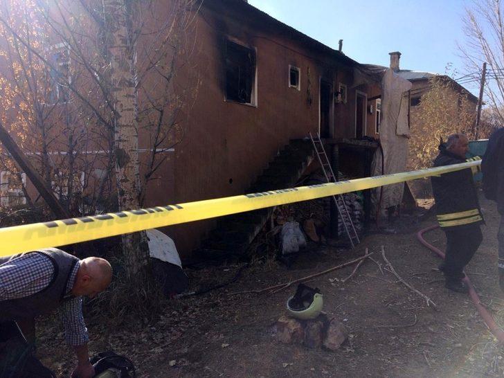 Bayburt’ta yangın faciası! 2 çocuk ve engelli hala hayatını kaybetti G3