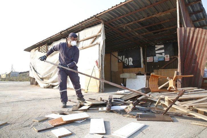 Eski mobilyalar yürekleri ısıtıyor G1