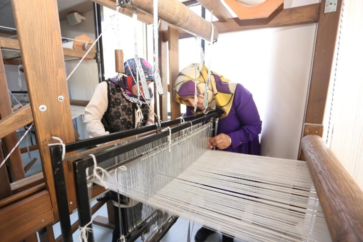 &lsquo;Kandıra bezi&rsquo; KO-MEK&rsquo;te gelecek nesillere aktarılıyor