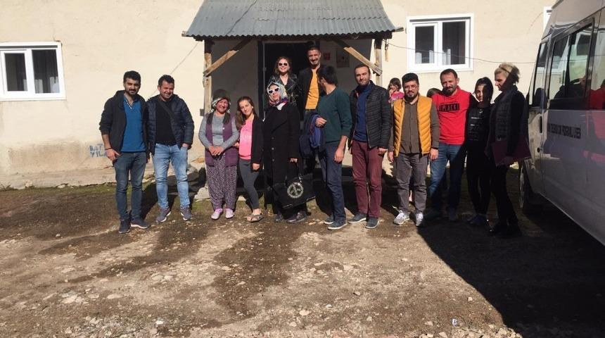 G&uuml;r&uuml;n&rsquo;de "Enderundan EnG&uuml;r&uuml;n&rsquo;e Kapıyı Sevgiyle &Ccedil;al &ldquo; projesi