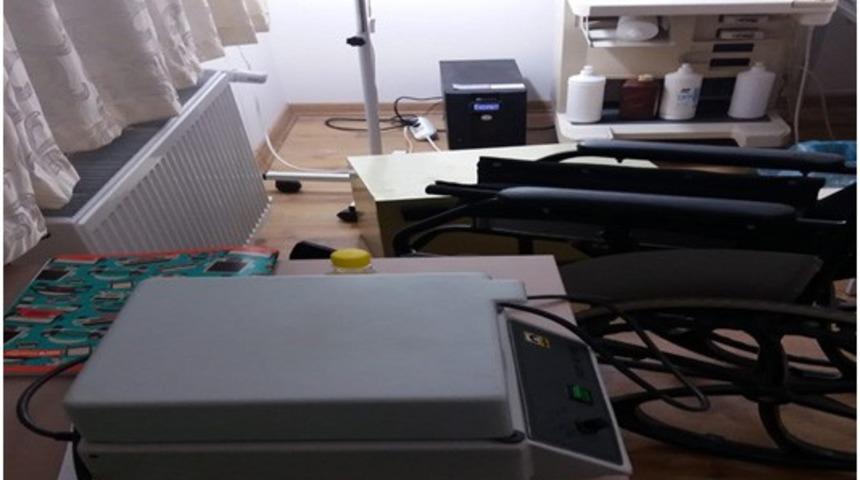 &Ccedil;alıntı malzemeler ruhsatsız işletilen klinikte bulundu