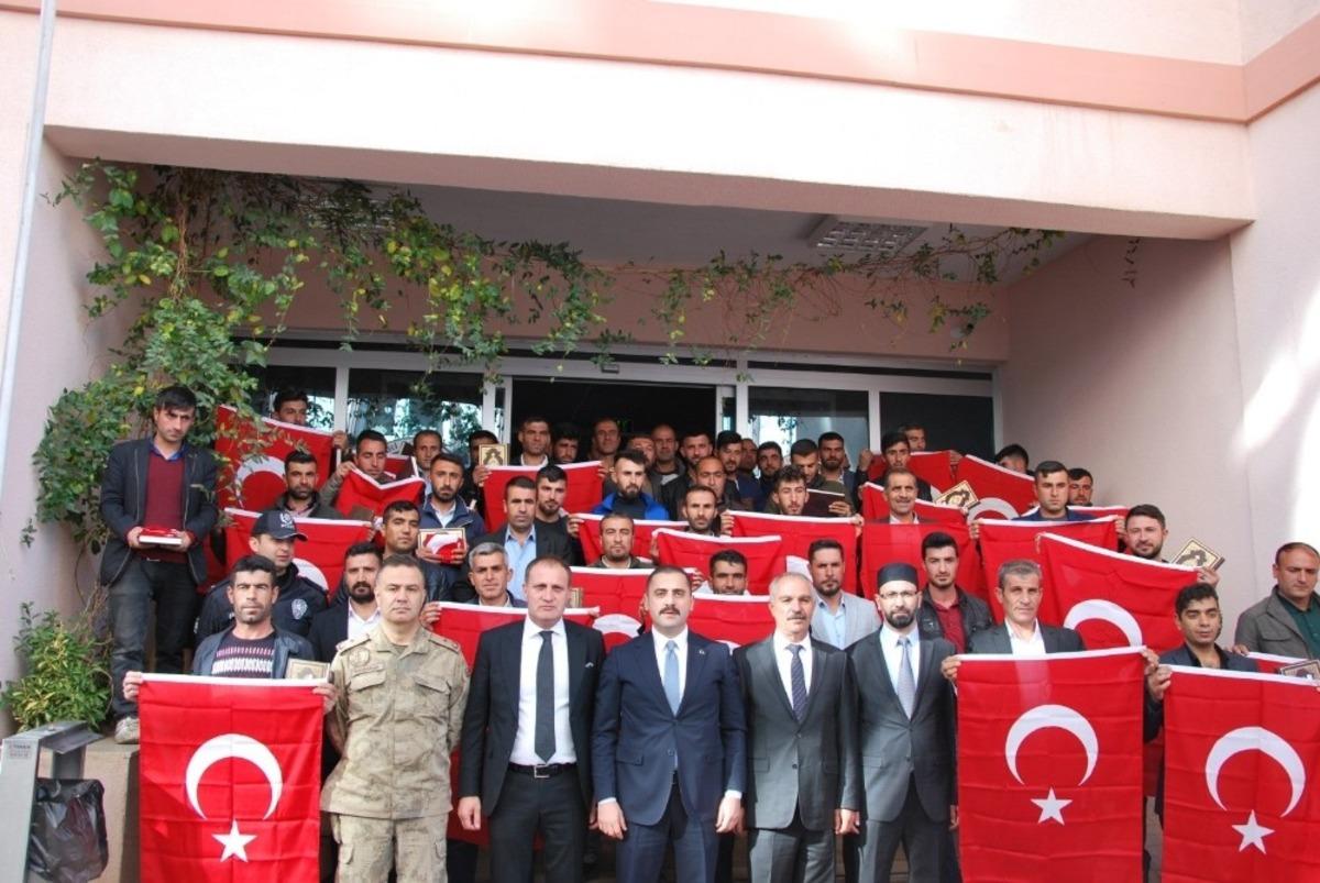 Siirt&rsquo;te 50 g&uuml;venlik korucusu yemin ederek g&ouml;reve başladı