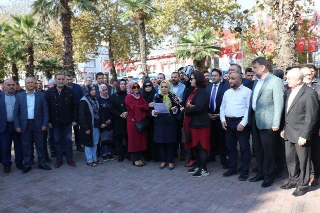 AK Parti Grup Başkanvekili Zengin’e hakaret eden Özkoç’a Sakarya’dan tepki