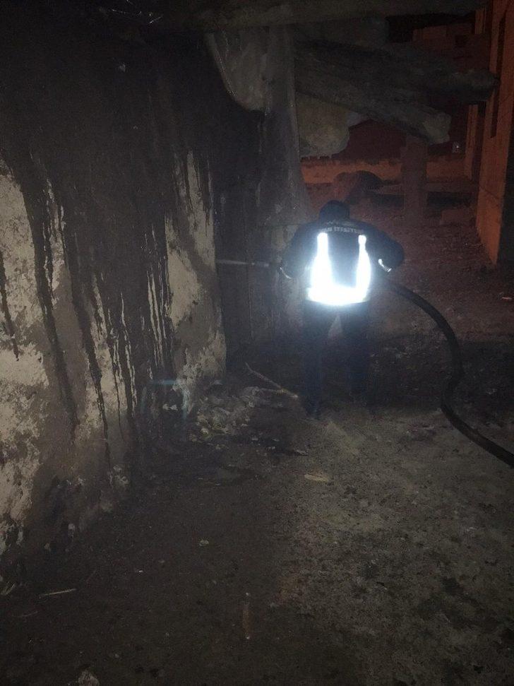 Çaldıran’da odunluk yangını korkuttu G5