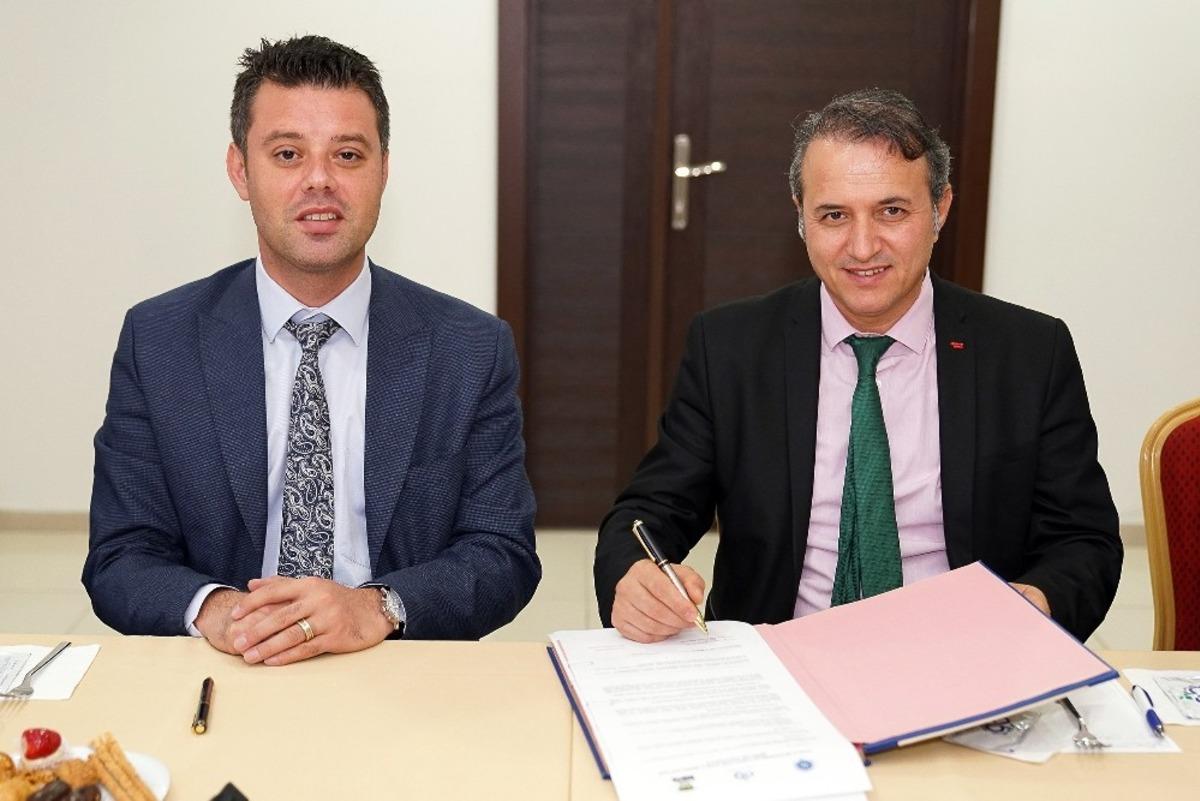 &Ccedil;orlu Belediyesi ile &uuml;niversite arasında işbirliği protokol&uuml;