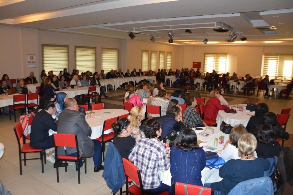 S&ouml;ke polisinden kadına y&ouml;nelik şiddet bilgilendirme toplantısı