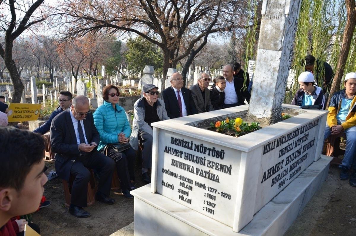 M&uuml;ft&uuml; Ahmet Hulusi Efendi, vefatının 88. yıl d&ouml;n&uuml;m&uuml;nde anıldı