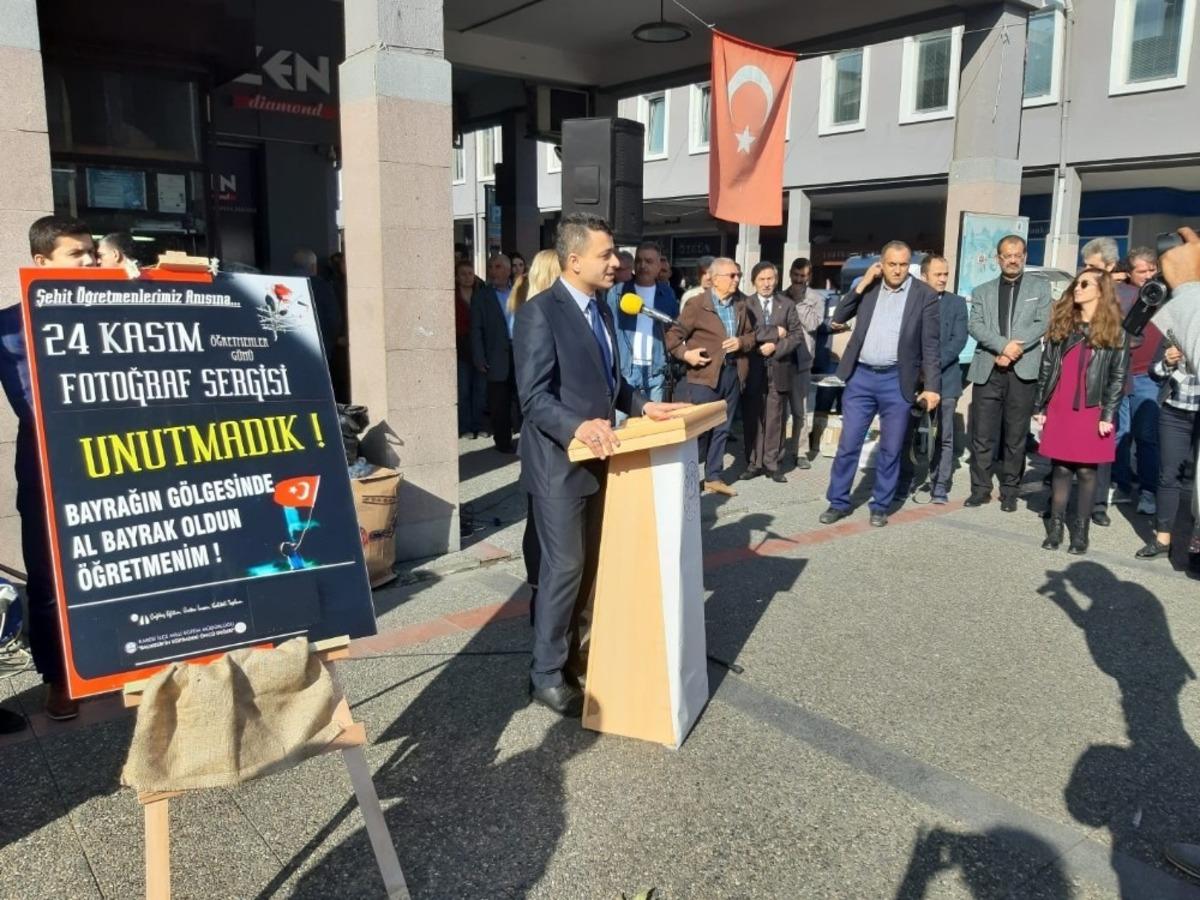 &ldquo;Bayrağın g&ouml;lgesinde al bayrak oldun &ouml;ğretmenim&rdquo; sergisi