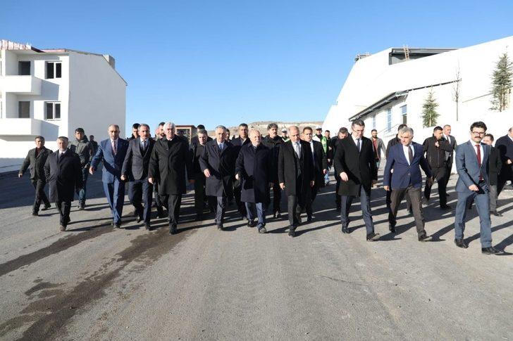 AK Parti Genel Başkan Yardımcısı Yazıcı’dan Büyükşehir’e tam not G1