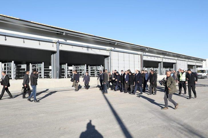 AK Parti Genel Başkan Yardımcısı Yazıcı’dan Büyükşehir’e tam not G4