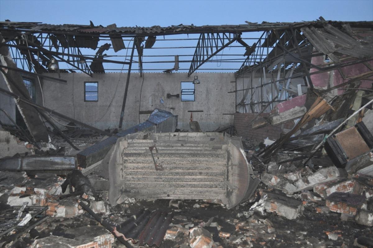 Sakarya'da s&uuml;t fabrikasında patlama: 1 yaralı