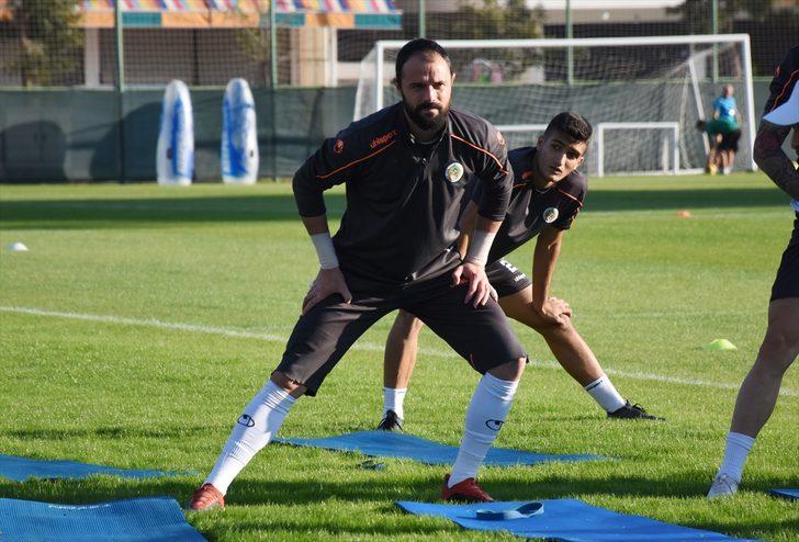 Alanyaspor Teknik Direktörü Bulut: "Karamsar değilim, iyi oynuyoruz" G4