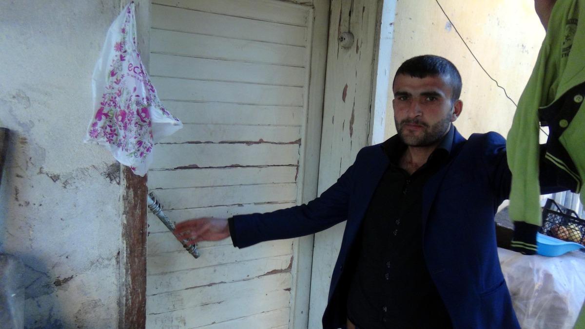 2 yaşındaki &ccedil;ocuğu kapıyı kıran komşusu kurtardı