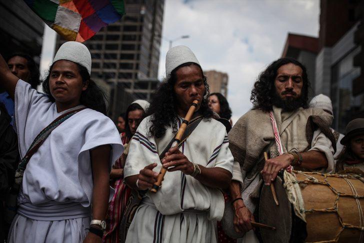 Ülke kaynıyor! Binlerce kişi grevde, çok sayıda polis yaralı G3