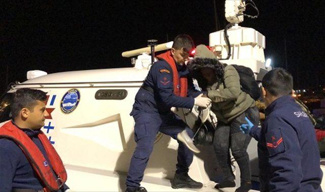 İzmir'de 43 düzensiz göçmen yakalandı