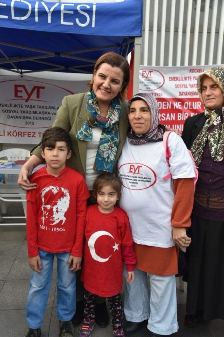 Başkan Hürriyet’ten EYT’lilere destek G3