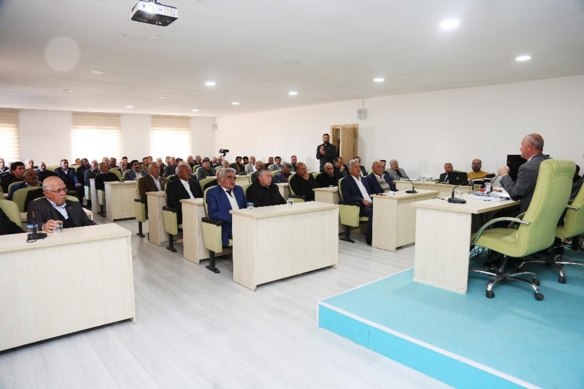 Tuşba&rsquo;da &lsquo;Mahalle Muhtarlarıyla İstişare Toplantısı&rsquo; yapıldı