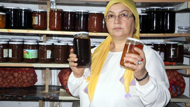Şeker hastasının pekmezi tatlandırıcı olarak kullandığı reçeller ilgi görüyor