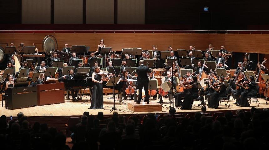 Yaşar &Uuml;niversitesi Senfoni Orkestrasından Schnittke anısına konser