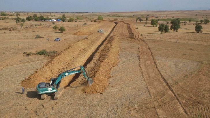 DSİ iş makinaları arı gibi çalışıyor G2