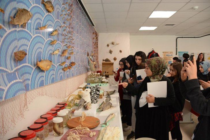 Liseli gençler Düzce Üniversiteni ziyaret etti G1