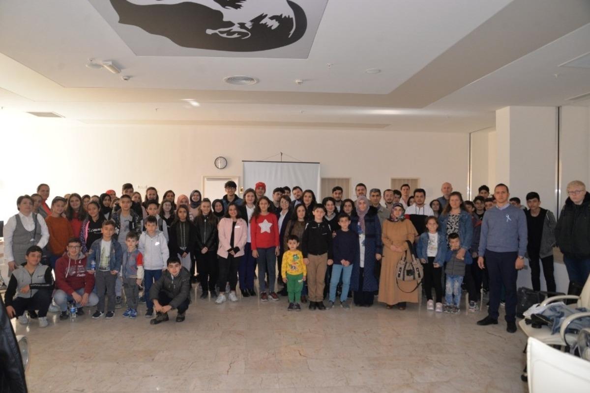 &ldquo;Kariyer ve Gelecek&rdquo; konulu eğitim programına katıldılar